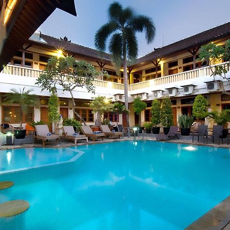 Rosani Hotel Кута Екстериор снимка