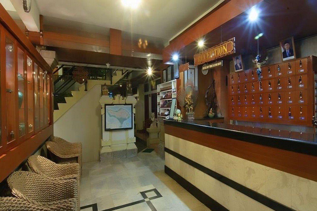Rosani Hotel Кута Екстериор снимка