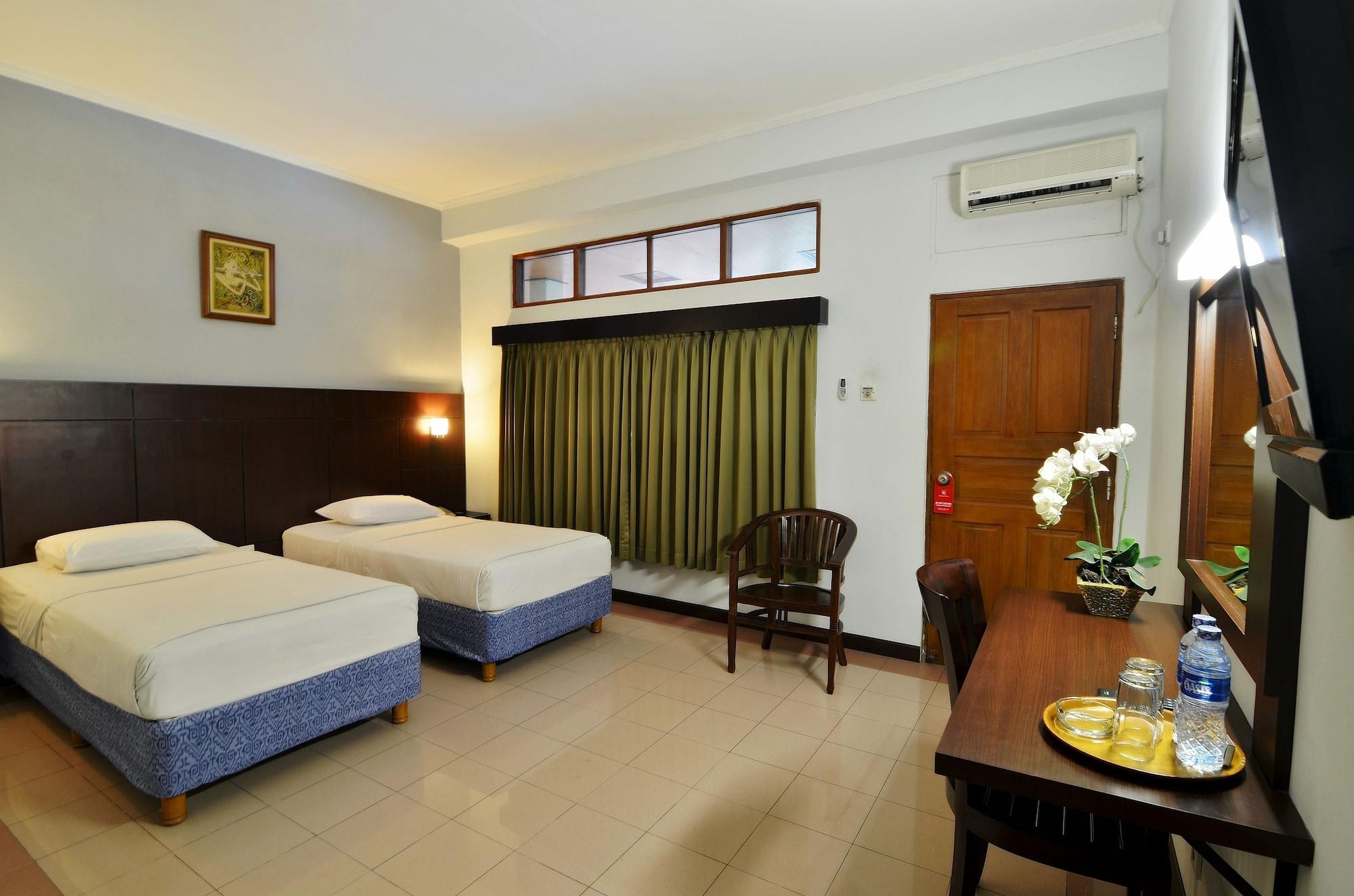 Rosani Hotel Кута Екстериор снимка