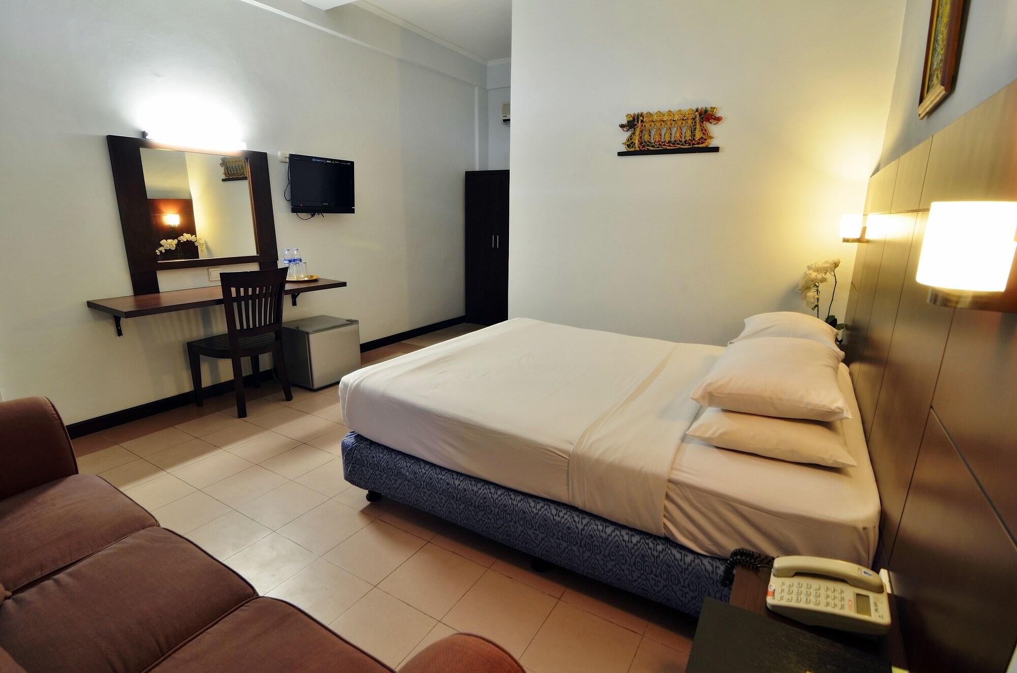 Rosani Hotel Кута Екстериор снимка