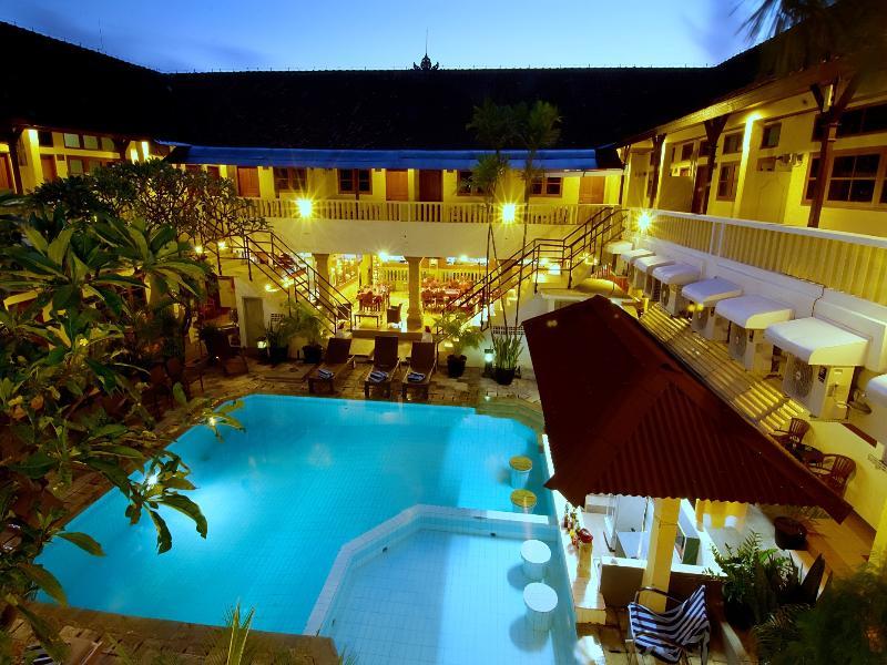 Rosani Hotel Кута Екстериор снимка