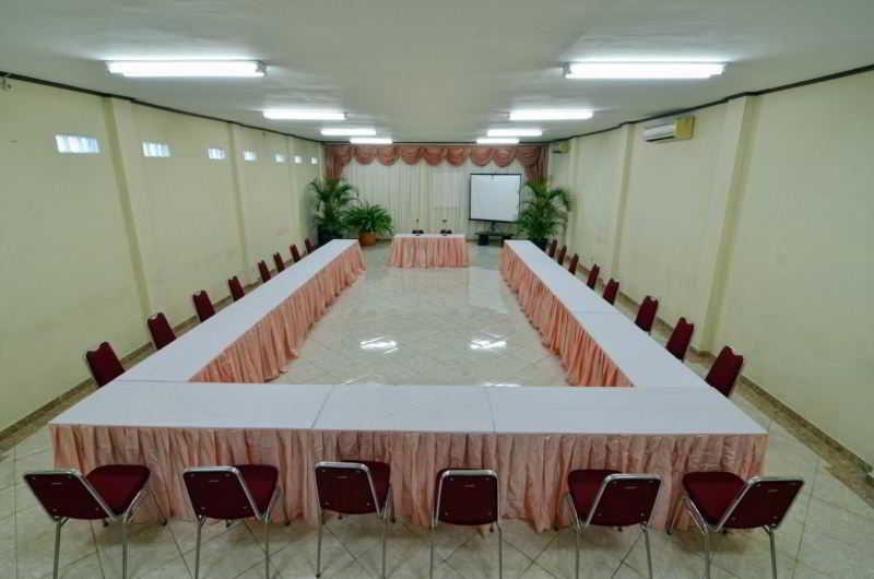Rosani Hotel Кута Екстериор снимка